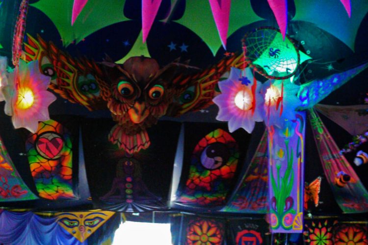 decoraciones para fiestas festivales jardin zen planeadores de eventos arte fluorescente