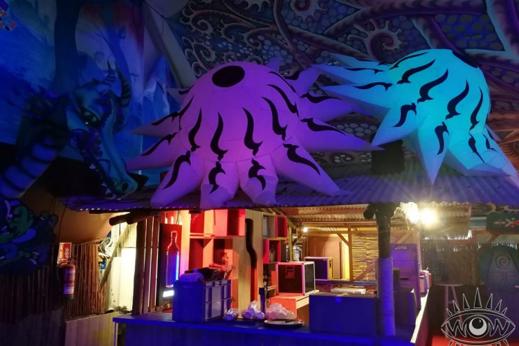 instalaciones de arte en clubs fiestas elrow