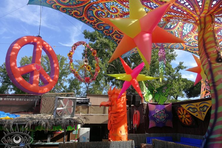 eventos tematizados compañia decoracion fluorescente alquiler arte retro años 60