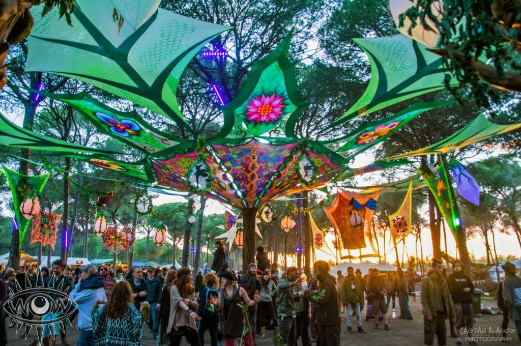 Arte decorativo para festivales en españa europa bosque encantado psytrance
