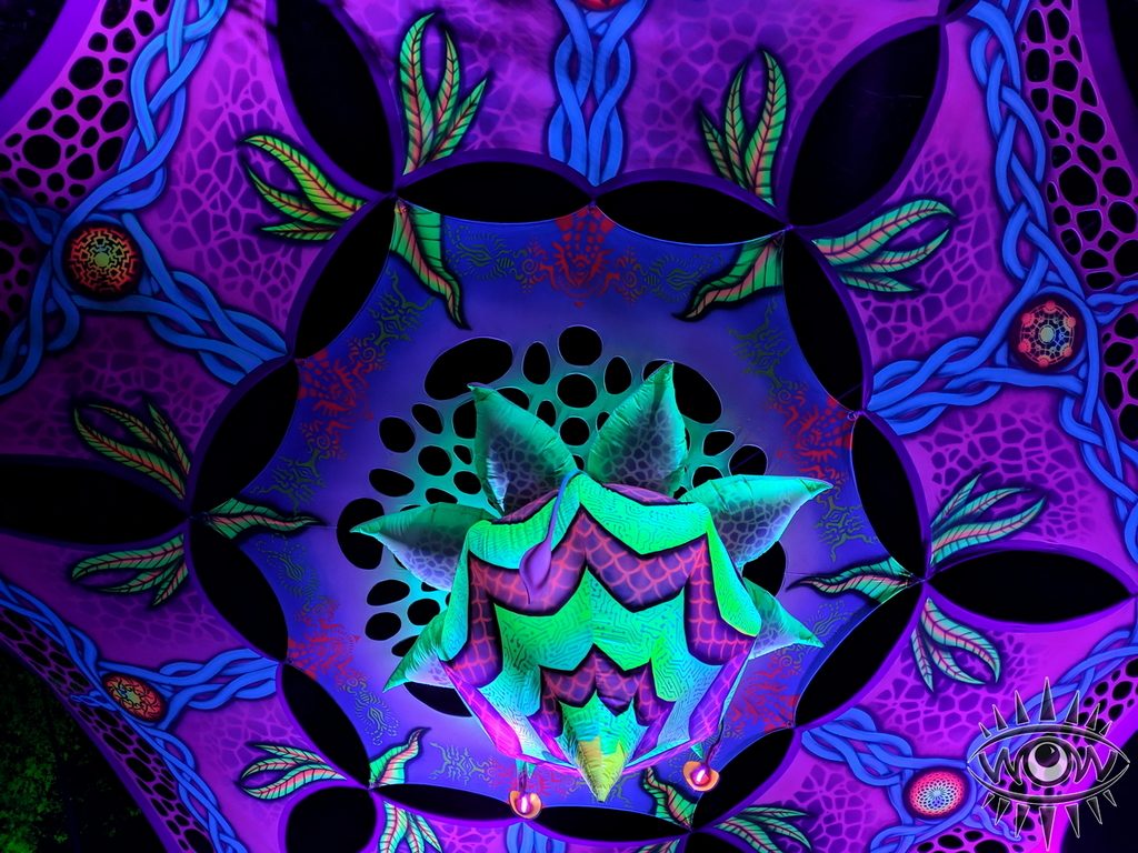 arte visual abstracto instalaciones flotantes pintura spray en tela