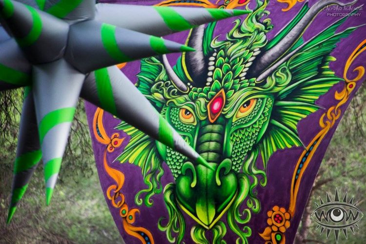 Magical outdoor decoration artwork installation 3d shapes handpainted backdrop emerald dragon
