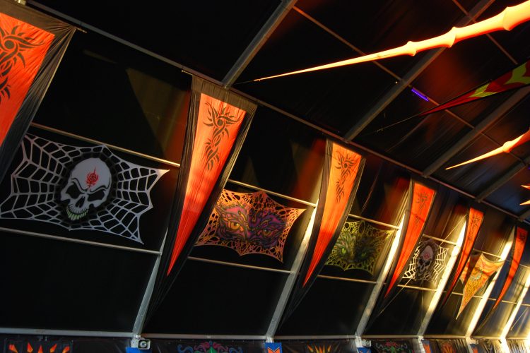 Barcelona festival rock arte spray telas grandes para eventos